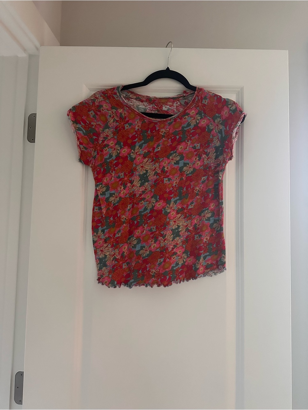 NATURAL LIFE Red Floral Short Sleeve Tee